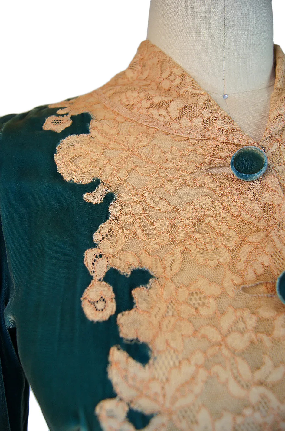 1930s Silk Velvet & Lace Morning Robe