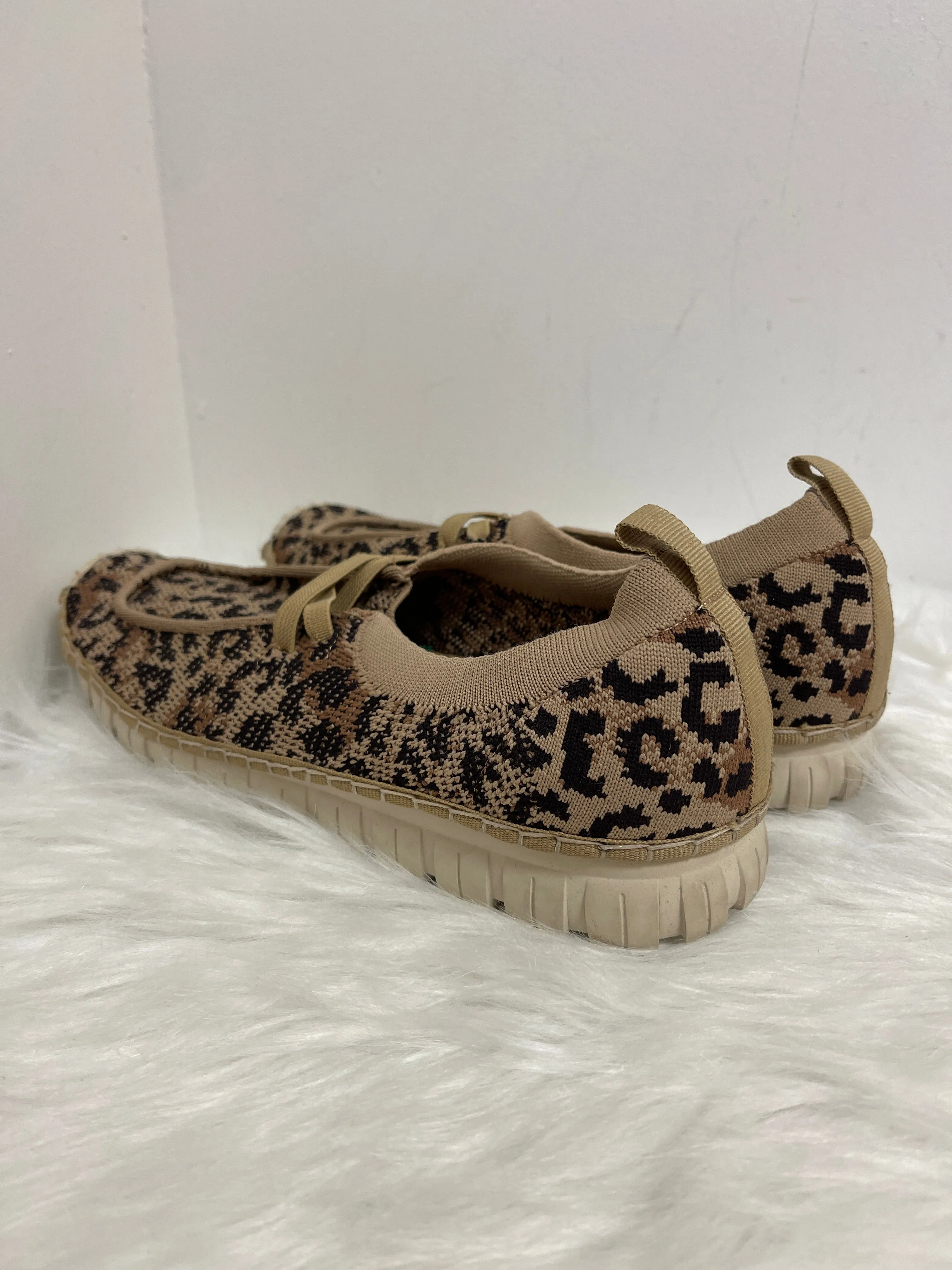 Animal Print Shoes Flats Yellow Box, Size 8.5