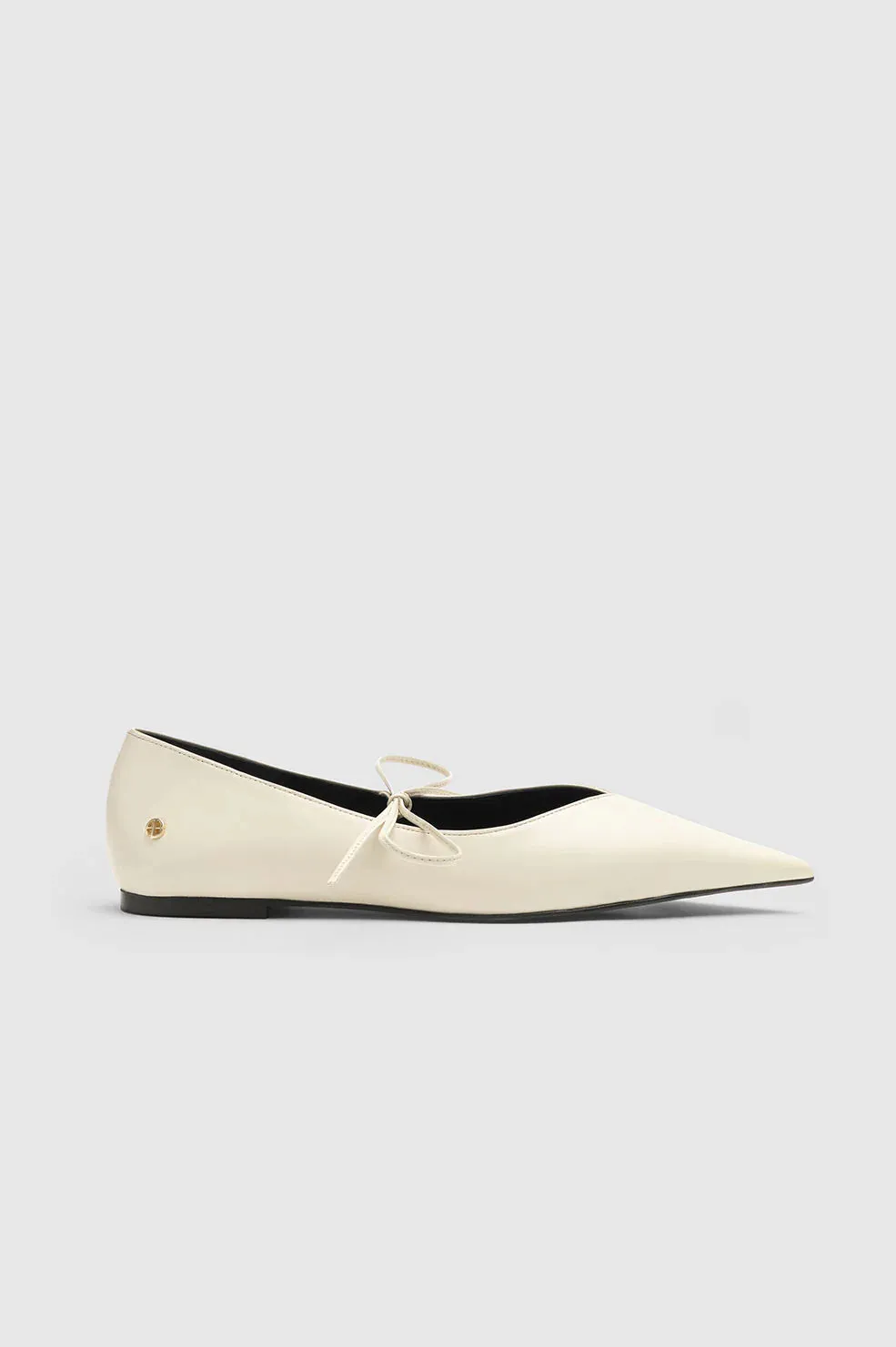 Anine Bing - Nikki Flats in Ivory