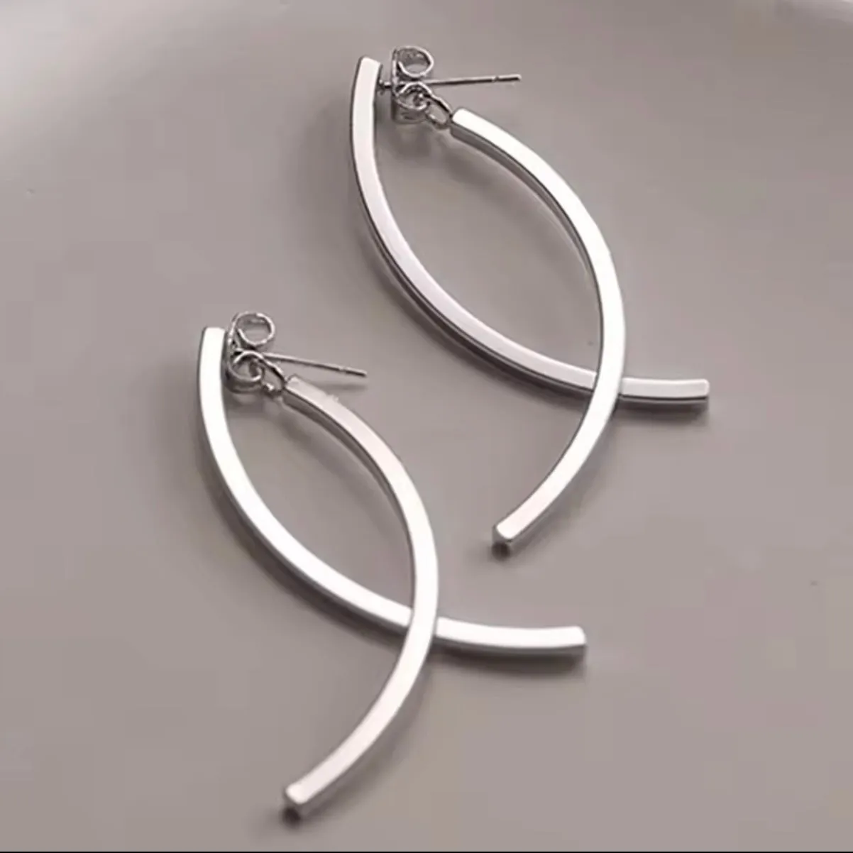 Arc Drop Earrings - Silver