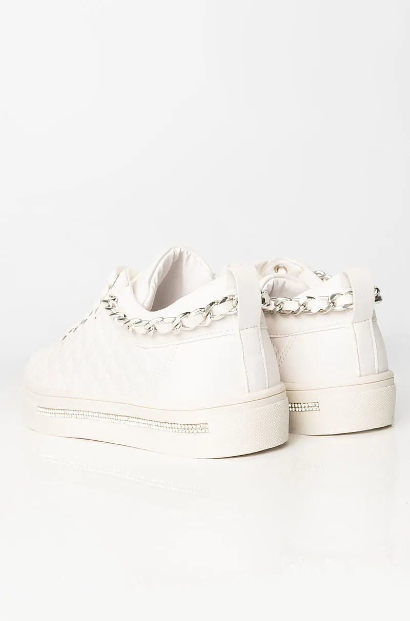 AZALEA WANG FREAK LIKE ME FLAT SNEAKER IN WHITE