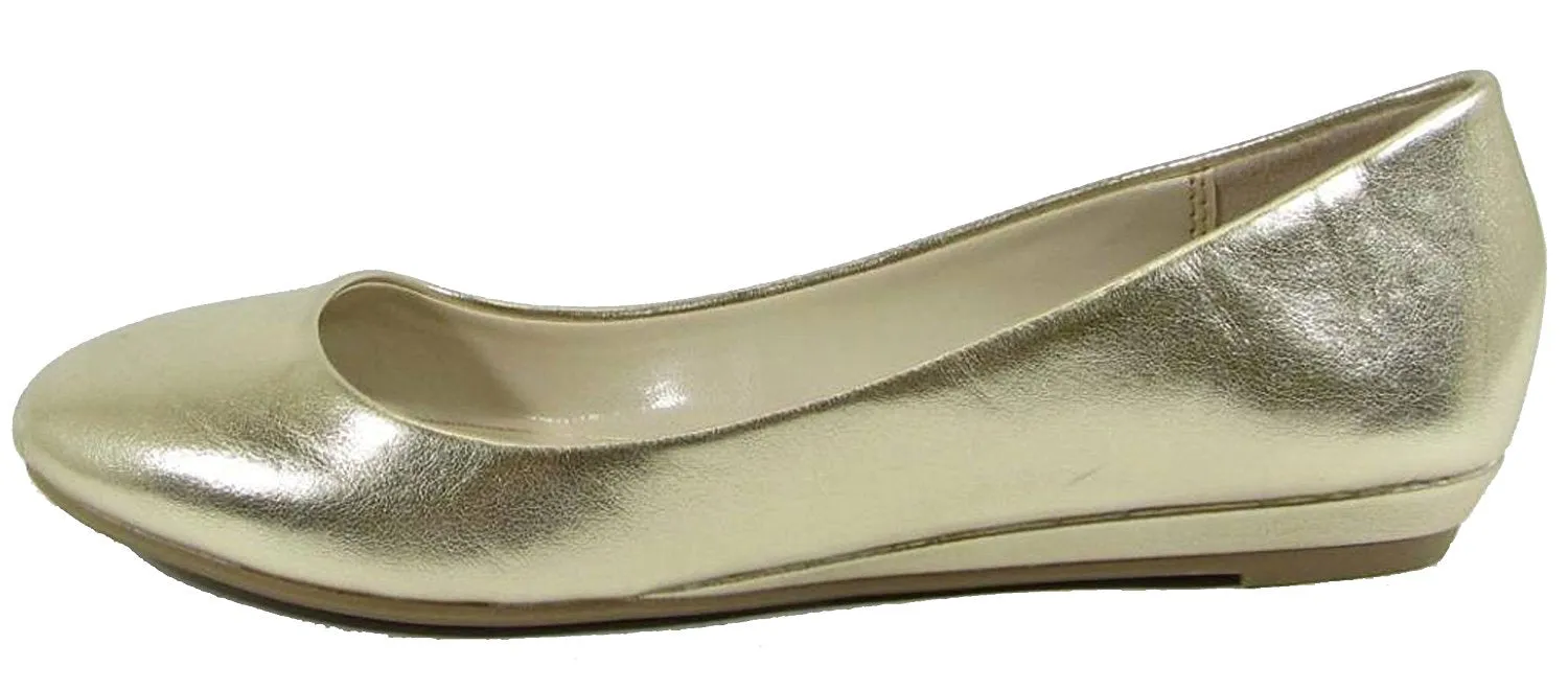 City Classified by Soda Women's Edwin Round Toe Ballet Flats