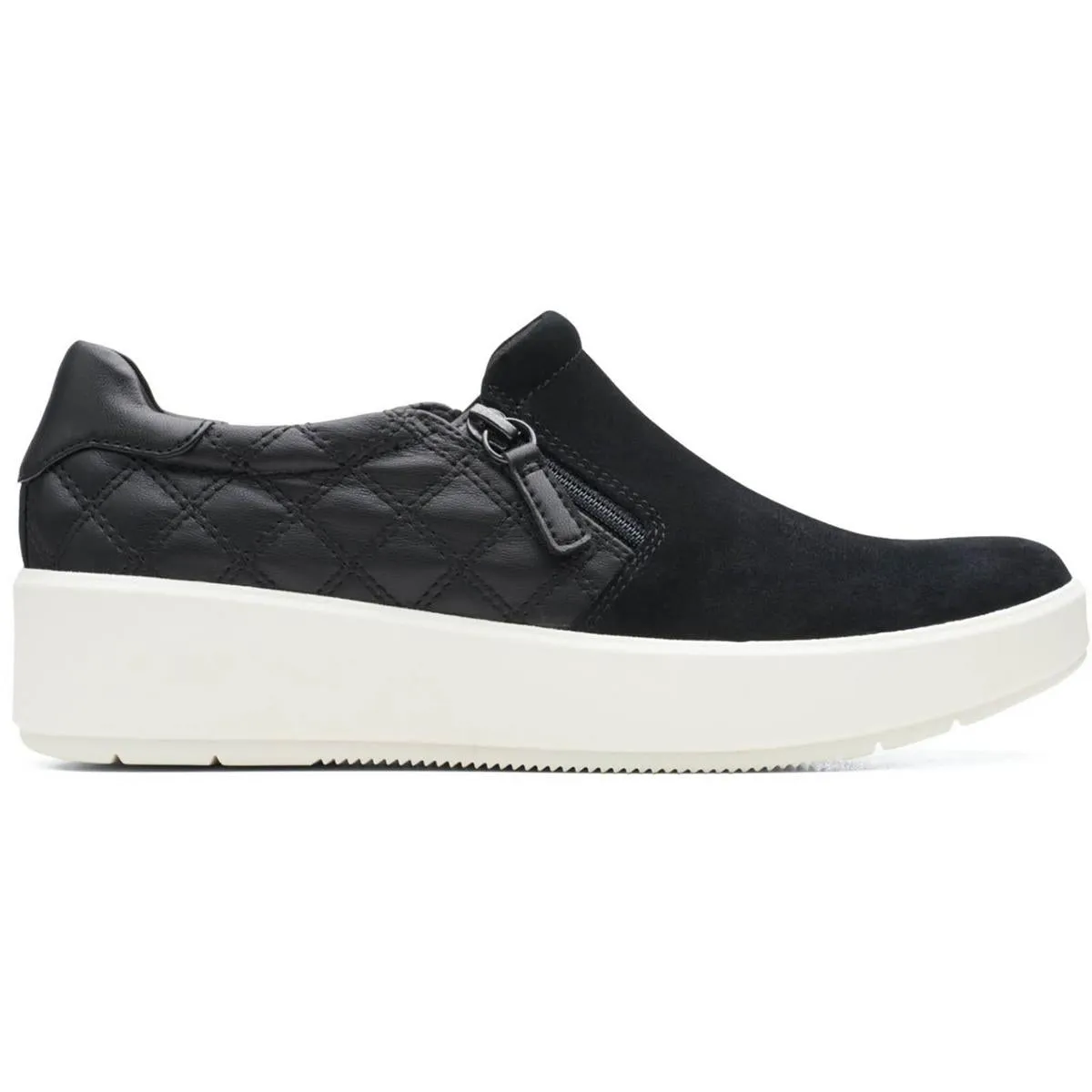 Clarks Womens Layton Step Leather Quilted Slip-On Sneakers