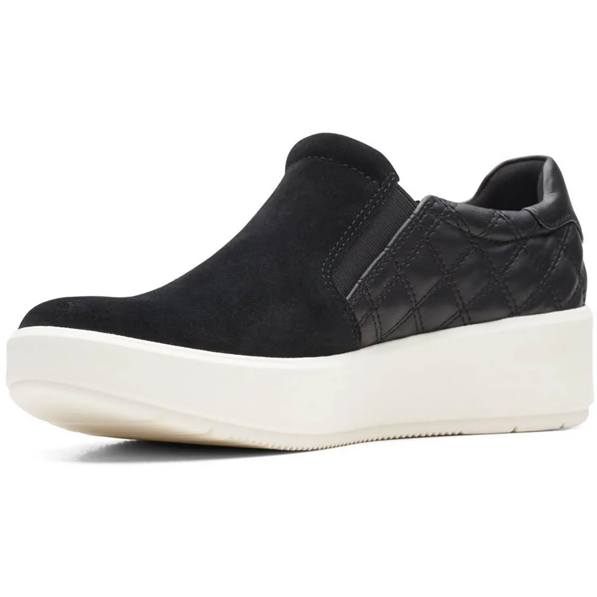 Clarks Womens Layton Step Leather Quilted Slip-On Sneakers