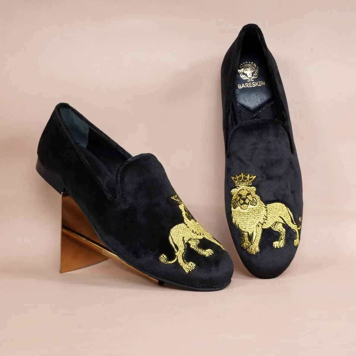 Custom Made Embroidered Lion Black velvet Slip-On Shoes for Men