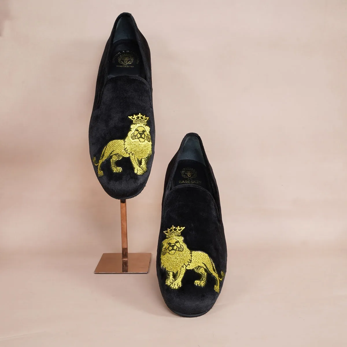 Custom Made Embroidered Lion Black velvet Slip-On Shoes for Men