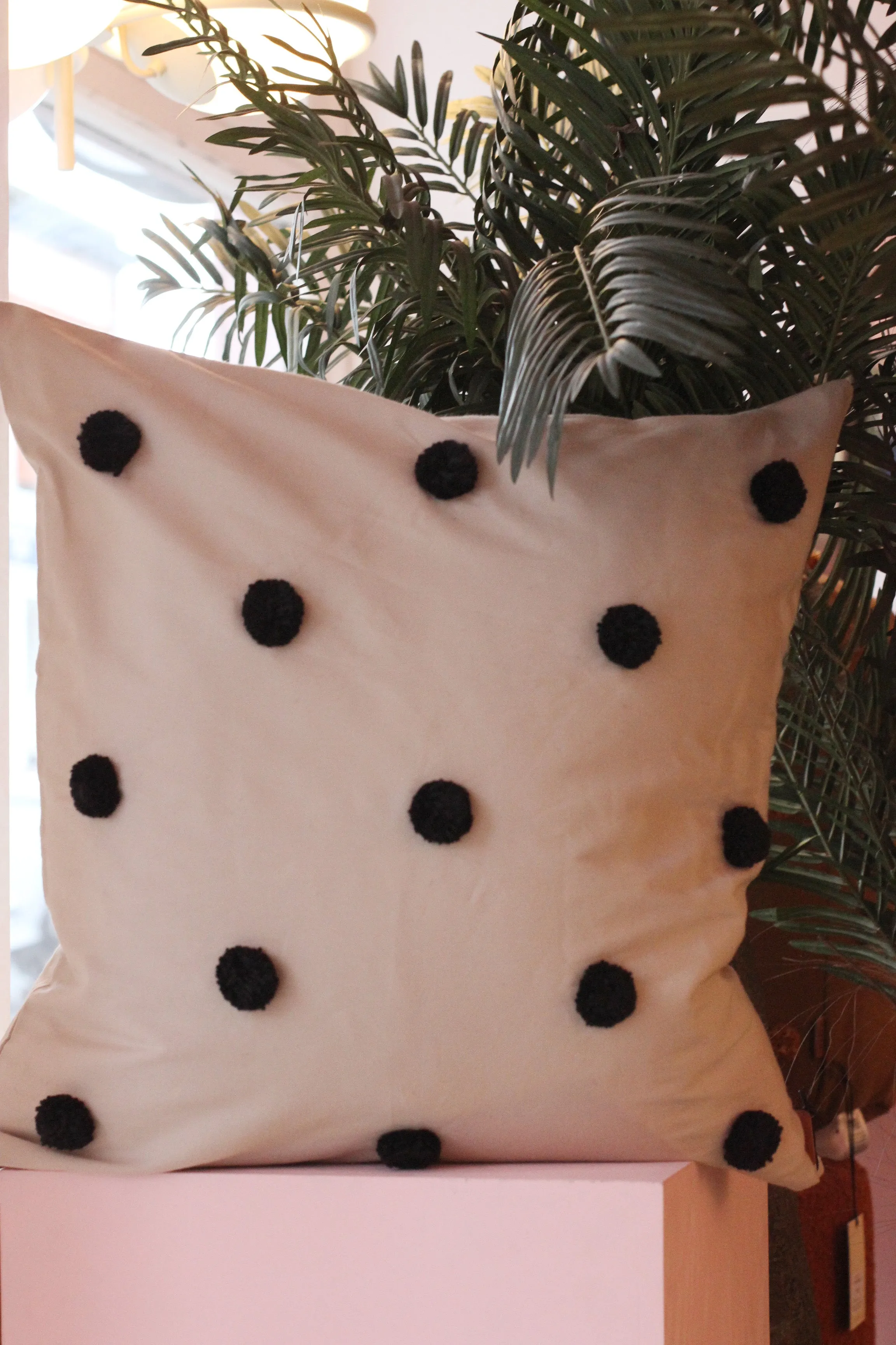 Dot Tufted Cushion