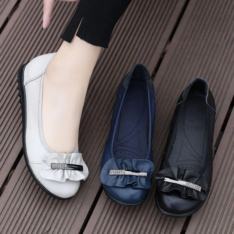 Leather Flat Women's Casual Shoes GRCL02 With Metal Decoration