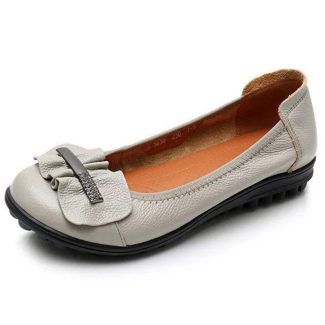 Leather Flat Women's Casual Shoes GRCL02 With Metal Decoration