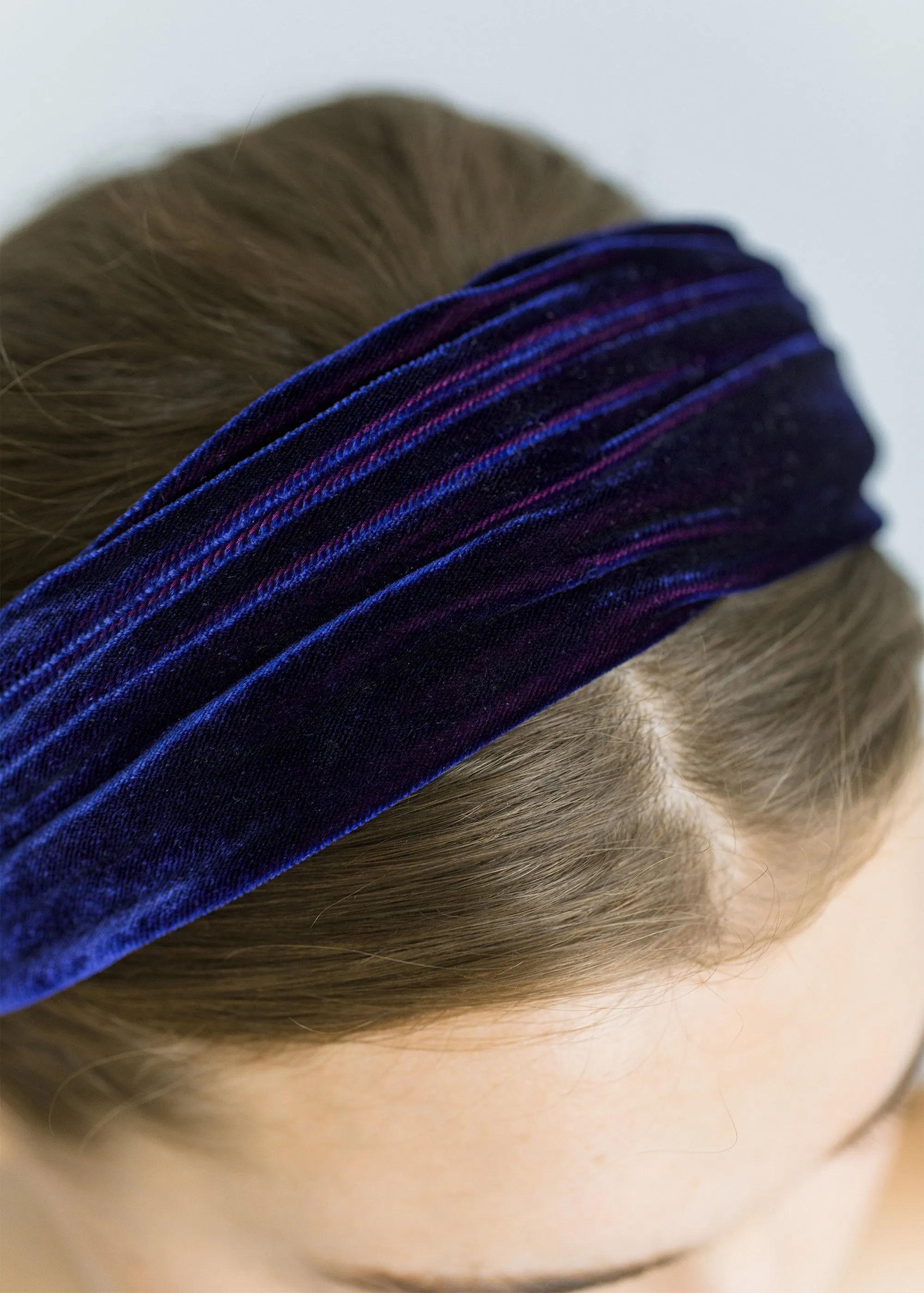 Natasha Velvet Headband -- Navy