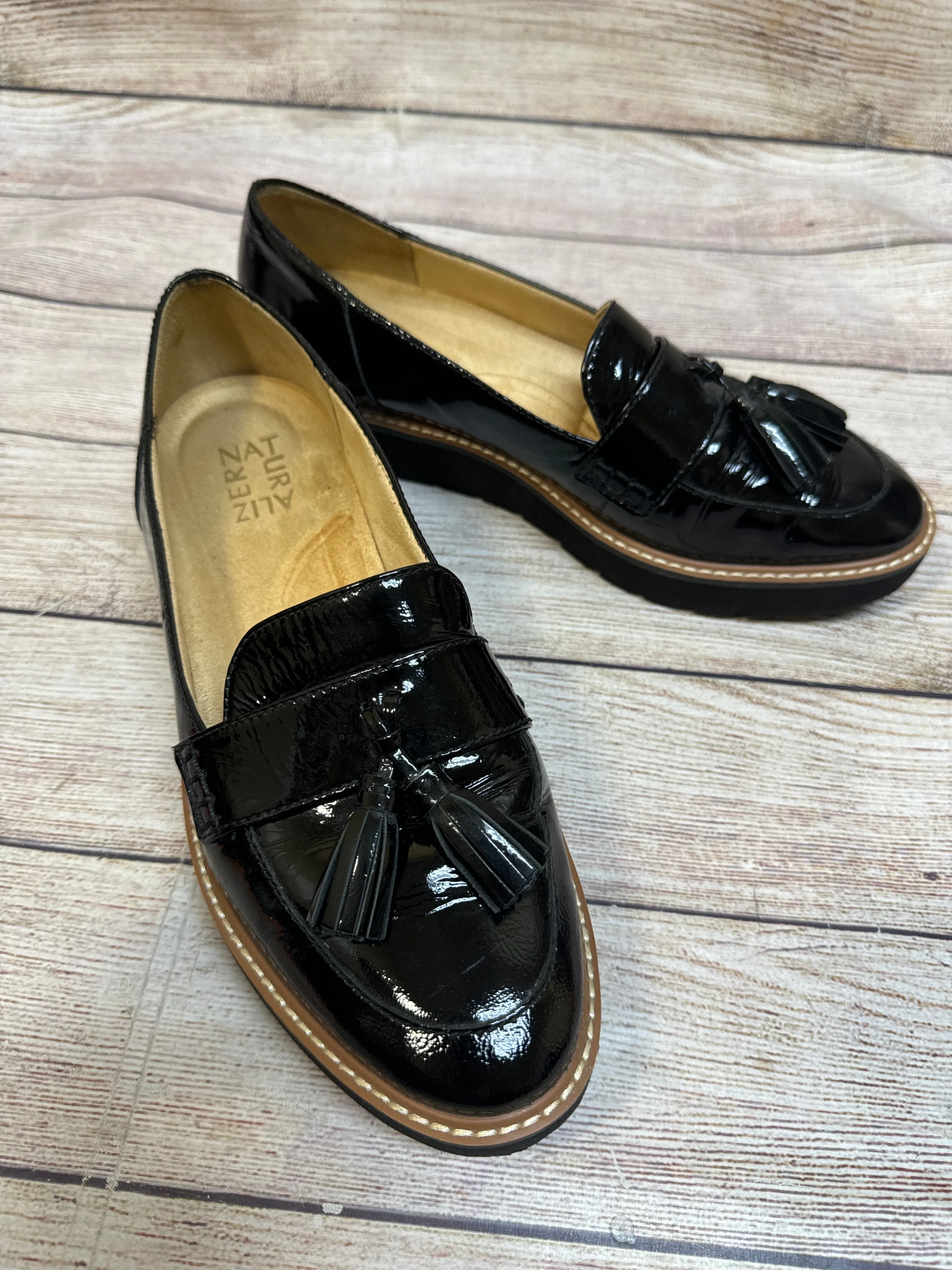 Shoes Flats By Naturalizer In Black, Size: 8.5