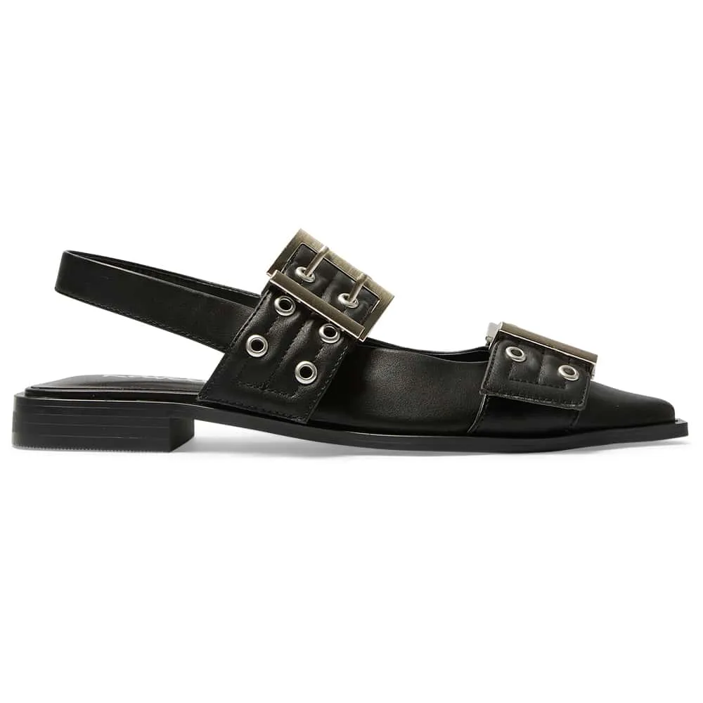 Suzie Flat in Black Smooth