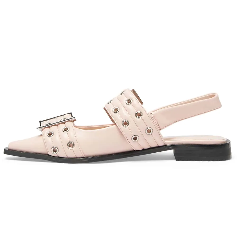 Suzie Flat in Blush Smooth