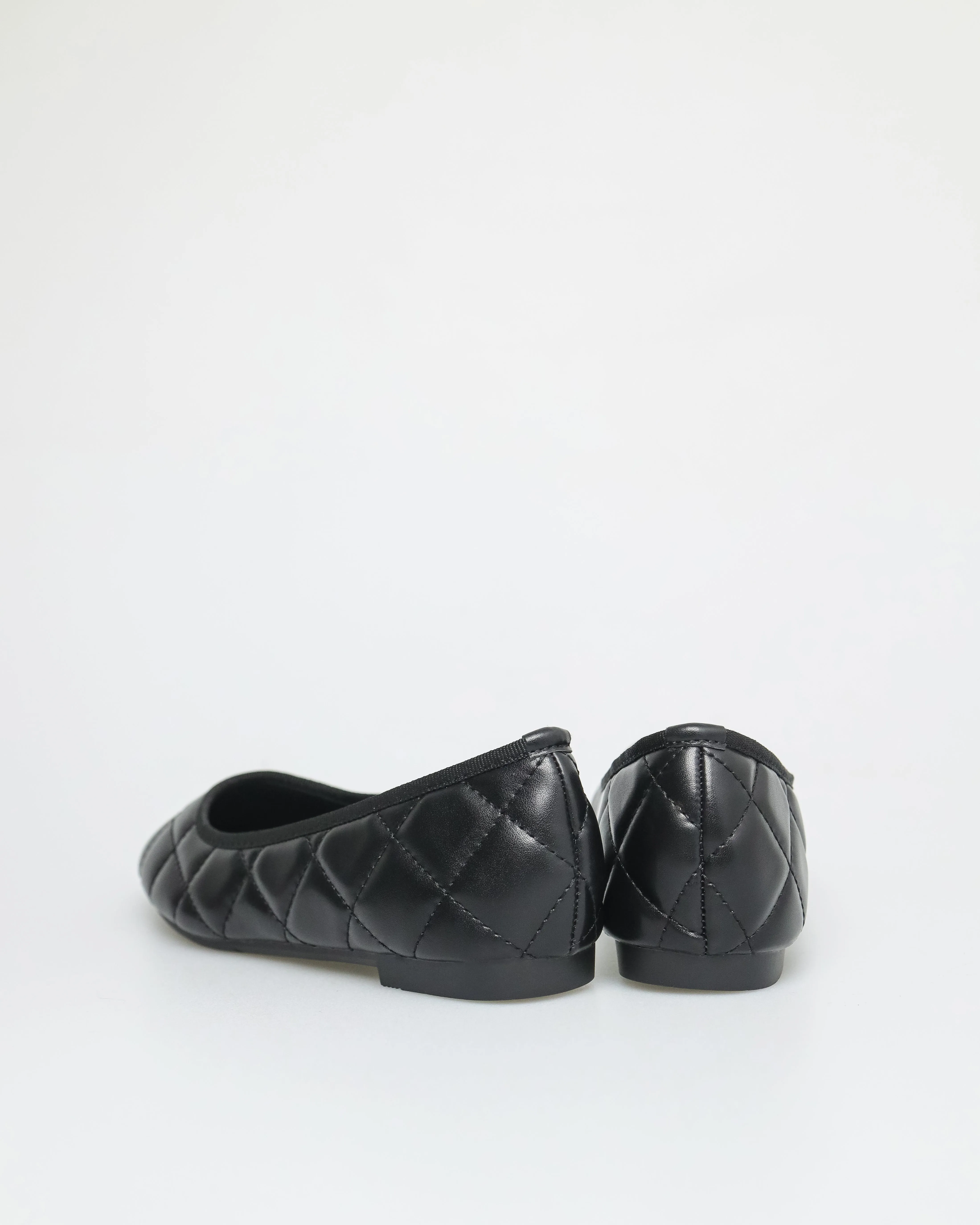 Tomaz NN252 Ladies Quilted Ballerina Flat (Black)