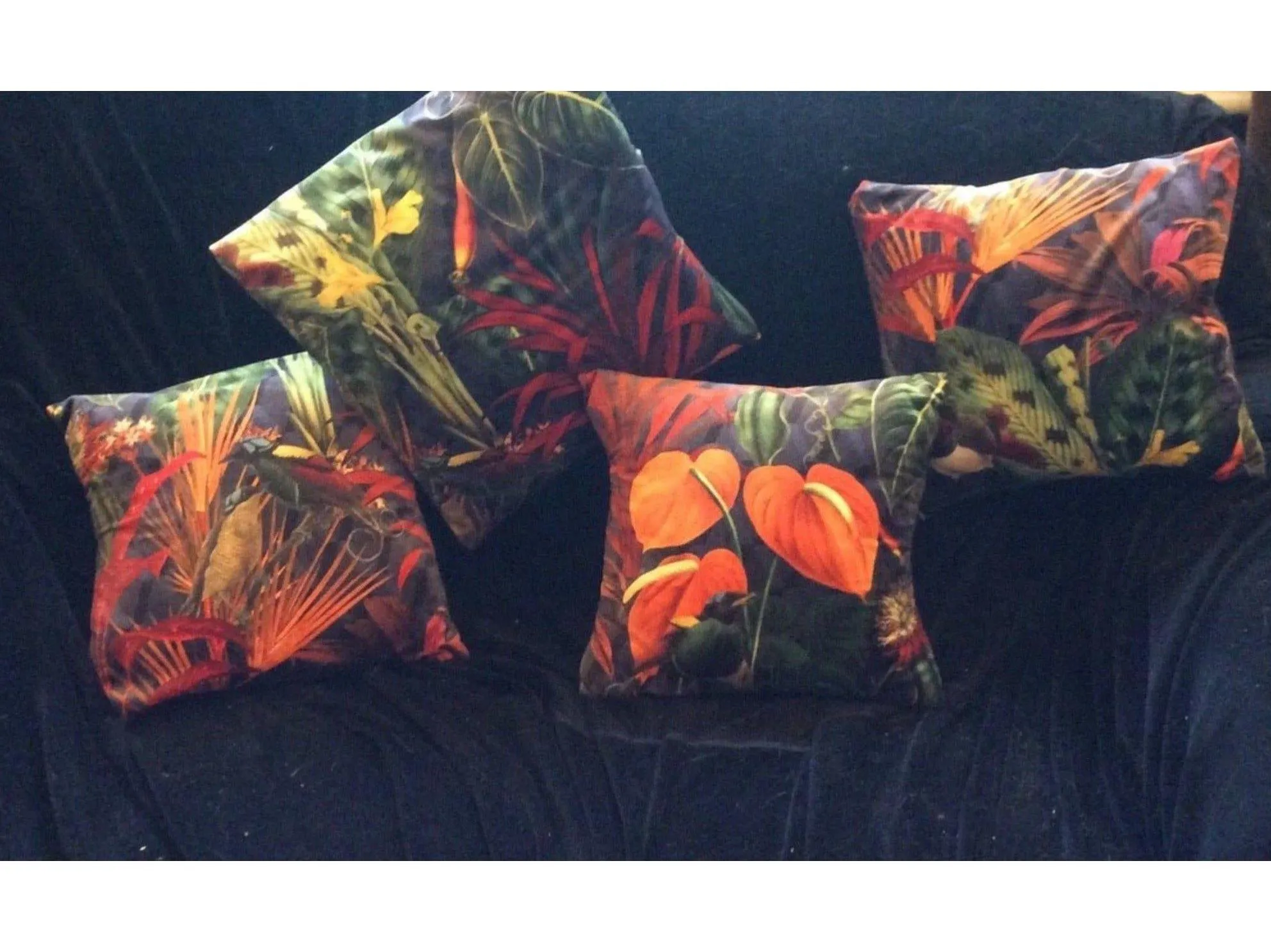 TROPICAL DREAM Pattern Upholstery / Furnishing  velvet - 140  cms - 330 gsm