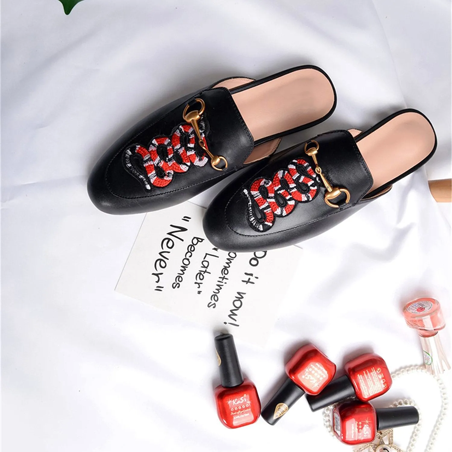 Women Casual Fashion Leather Tiger Pattern Velvet Slippers Mules