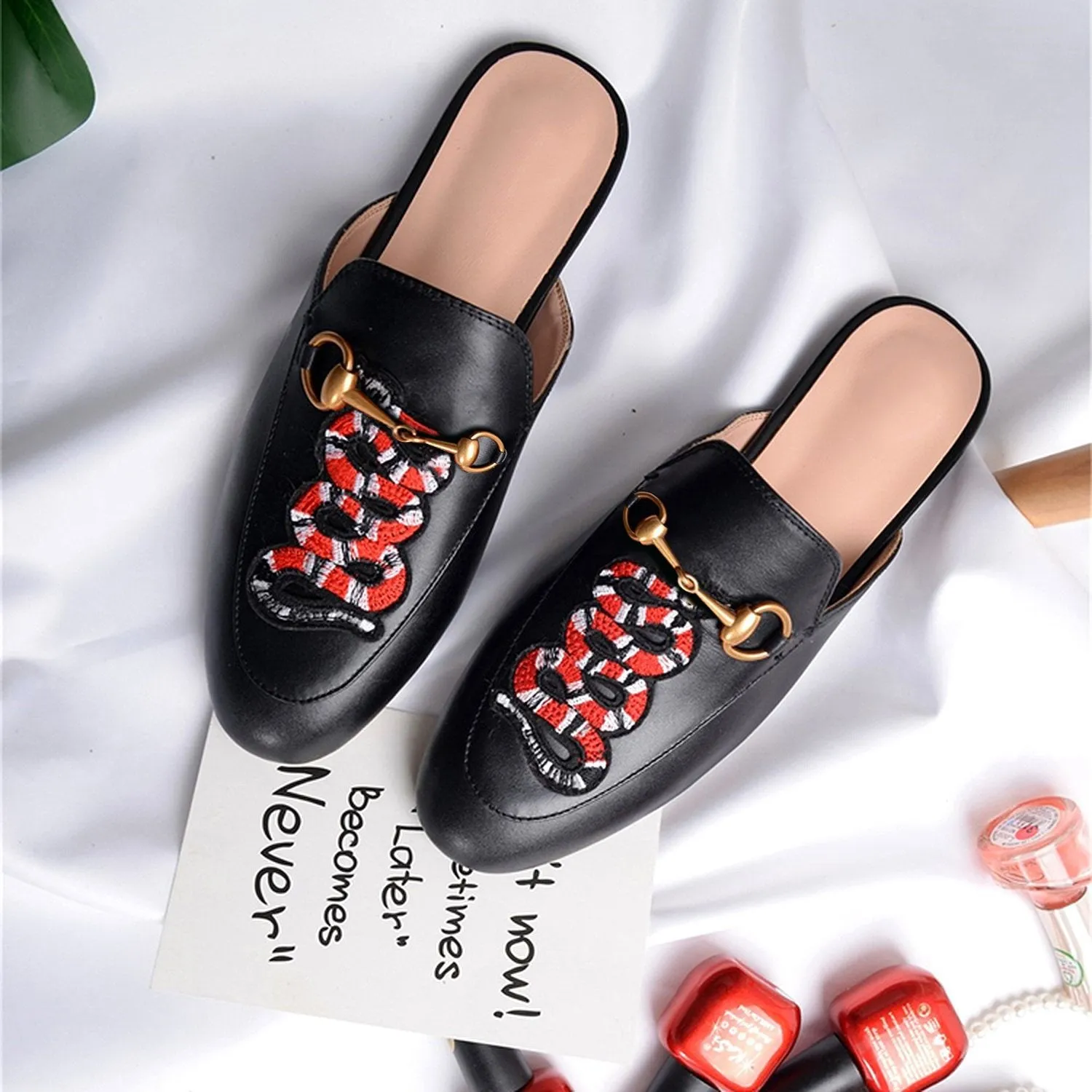 Women Casual Fashion Leather Tiger Pattern Velvet Slippers Mules